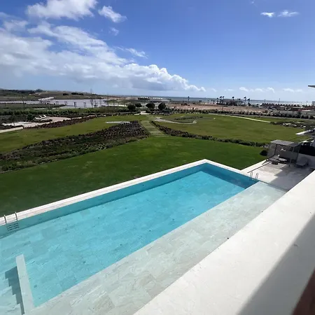 Bayline - 2 Spa-pool & Gym Lejlighed